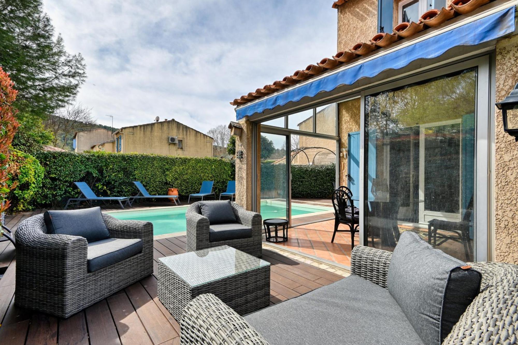 Villa Cabrie In Tholonet Exterior photo